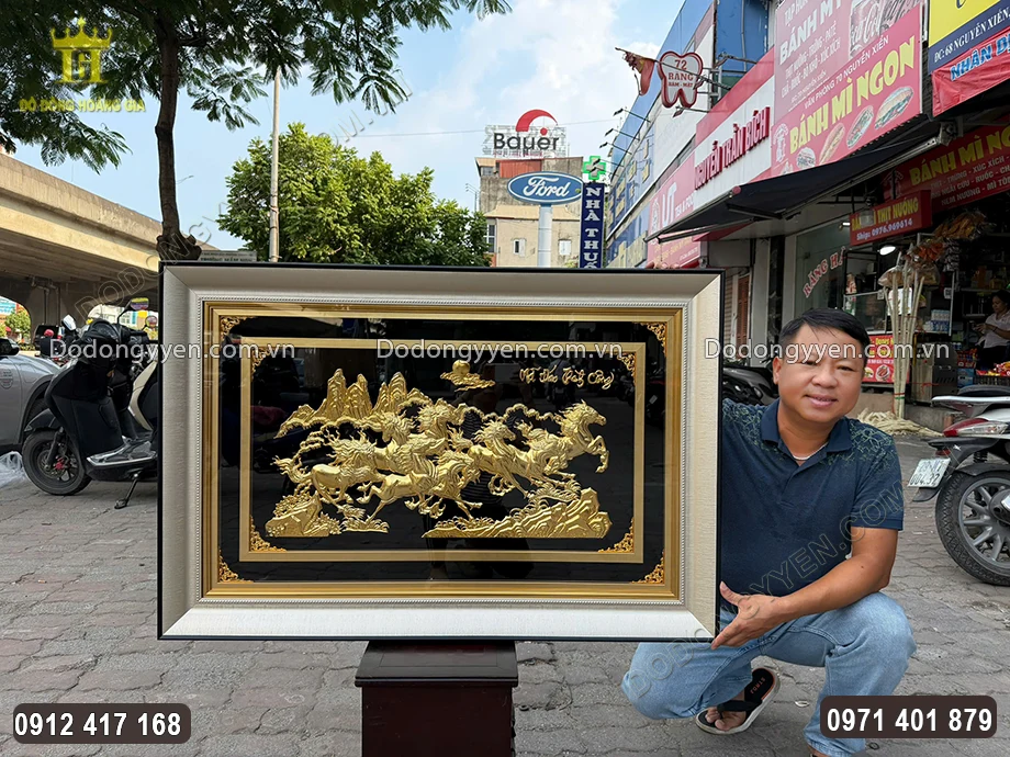 Nền tranh sơn đen v&ocirc; c&ugrave;ng nổi bật